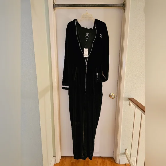 Onepiece Unisex Velour Jumpsuit XL - Picture 2 of 10